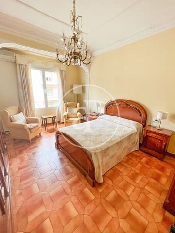 4 soveværelse Lejlighed til leje i La Petxina, Valencia by - € 2.000 (Ref: 9998885)