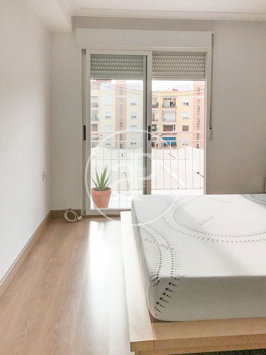 4 sypialnia Apartament do wynajęcia w Miasto Walencja - 1 500 € (Ref: 9998886)