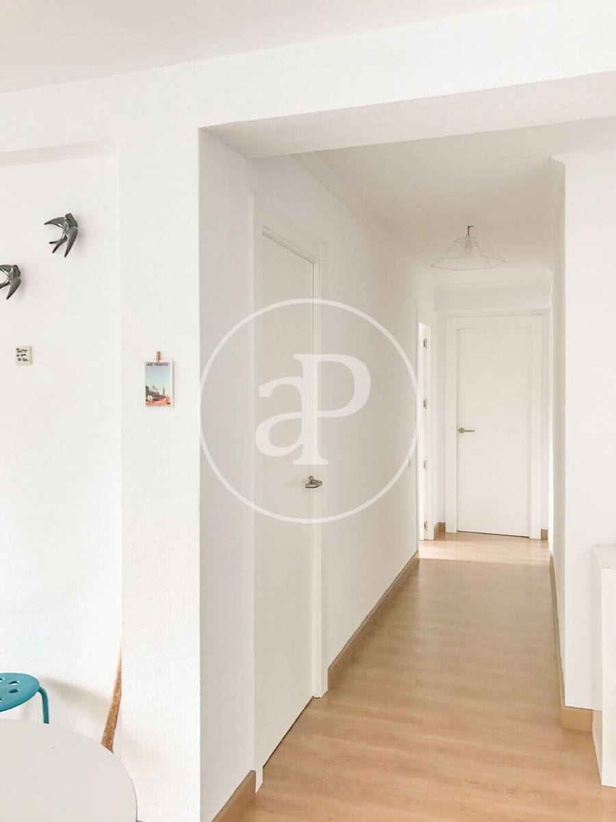 4 sypialnia Apartament do wynajęcia w Miasto Walencja - 1 500 € (Ref: 9998886)