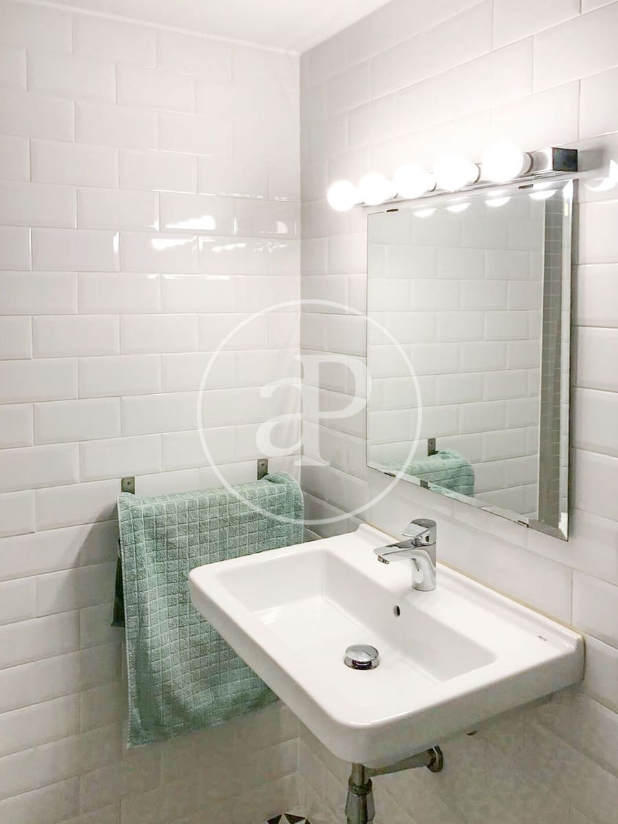 4 sypialnia Apartament do wynajęcia w Miasto Walencja - 1 500 € (Ref: 9998886)