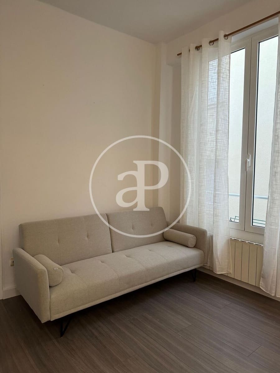 1 Zimmer Apartment zu vermieten in Valencia Stadt - 1.400 € (Ref: 9998887)