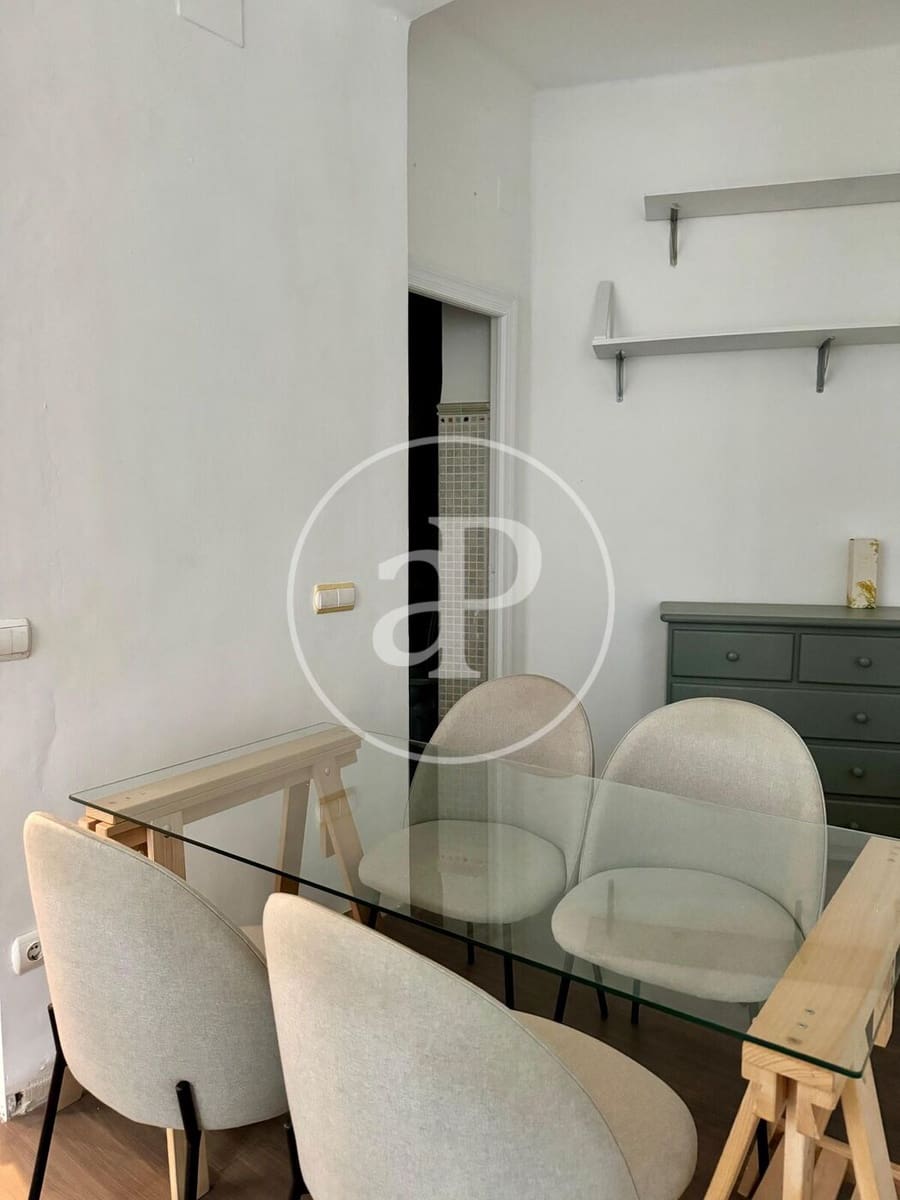1 Zimmer Apartment zu vermieten in Valencia Stadt - 1.400 € (Ref: 9998887)