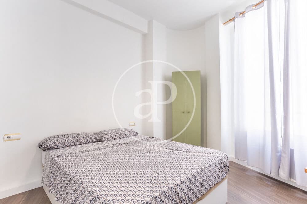 1 sovrum Lägenhet att hyra i Valencia stad - 1 400 € (Ref: 9998887)