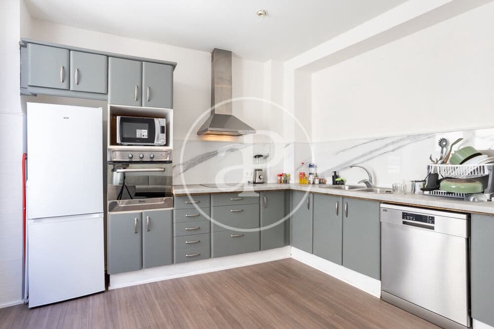 1 sovrum Lägenhet att hyra i Valencia stad - 1 400 € (Ref: 9998887)