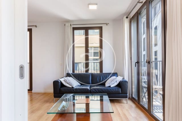 3 quarto Apartamento para arrendar em El Mercat, Valência cidade com garagem - 2 000 € (Ref: 9998888)