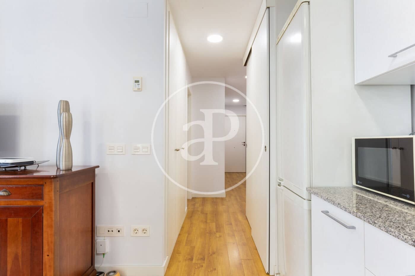 3 soveværelse Lejlighed til leje i Valencia by med garage - € 2.000 (Ref: 9998888)