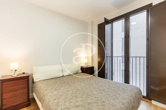 3 quarto Apartamento para arrendar em El Mercat, Valência cidade com garagem - 2 000 € (Ref: 9998888)
