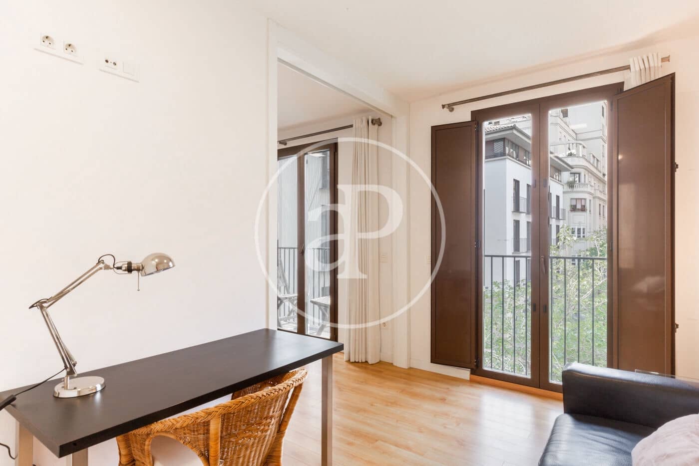 3 soveværelse Lejlighed til leje i Valencia by med garage - € 2.000 (Ref: 9998888)