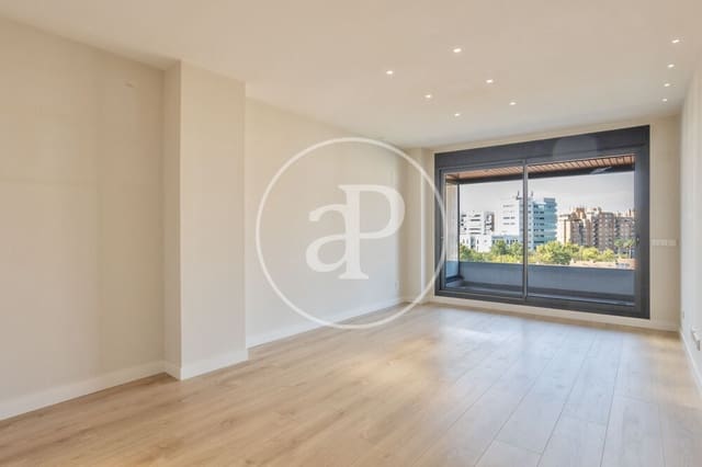 3 bedroom Apartment for rent in Sant Llorens, Valencia city with pool garage - € 2,200 (Ref: 9998889)