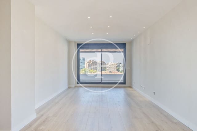 3 bedroom Apartment for rent in Sant Llorens, Valencia city with pool garage - € 2,200 (Ref: 9998889)