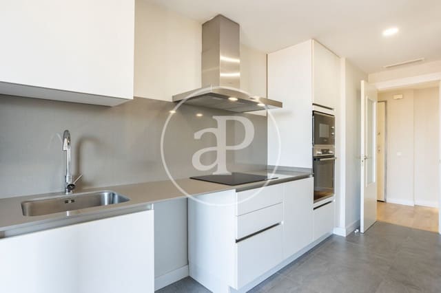 3 bedroom Apartment for rent in Sant Llorens, Valencia city with pool garage - € 2,200 (Ref: 9998889)