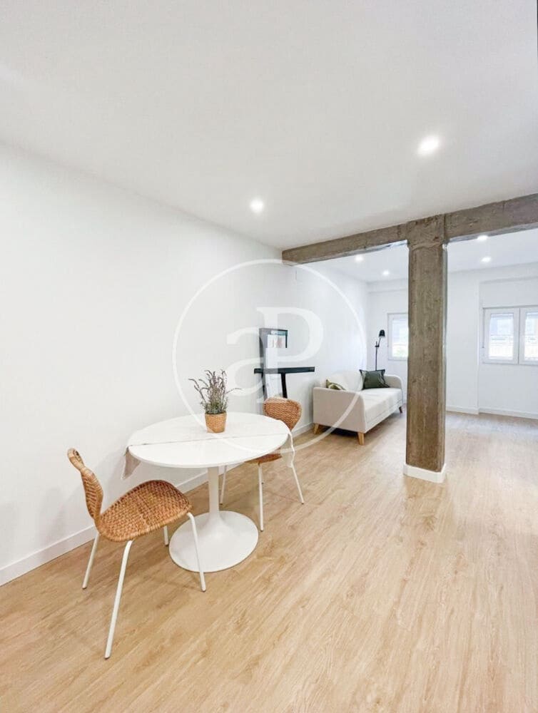 2 camera da letto Appartamento da affittare in Valencia citta - 1.400 € (Rif: 9999952)