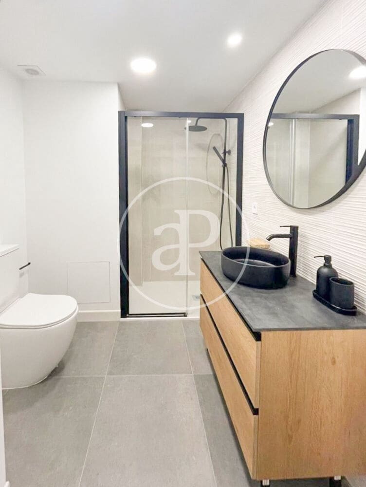 2 camera da letto Appartamento da affittare in Valencia citta - 1.400 € (Rif: 9999952)