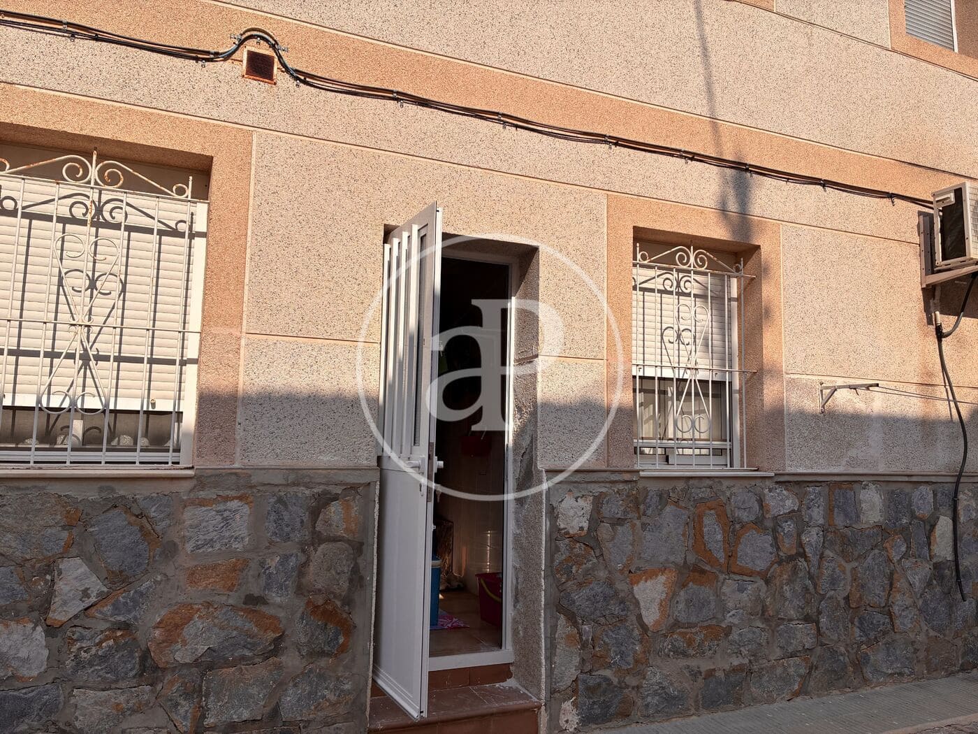 3 soverom Leilighet til leie i Alicante by - € 700 (Ref: 9999953)