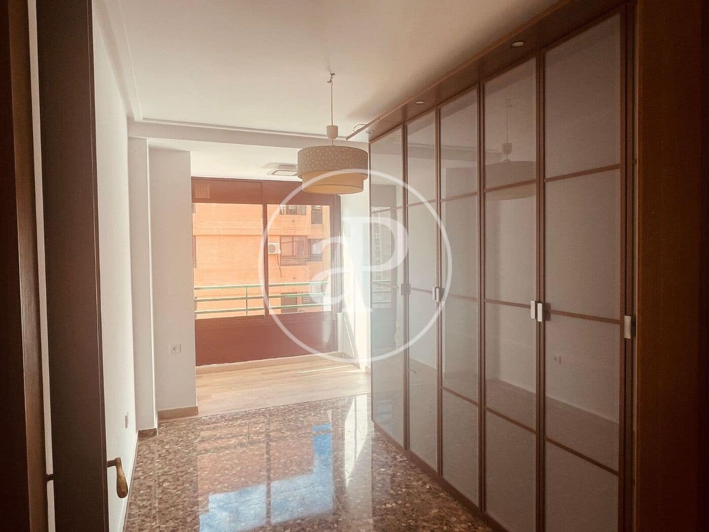 3 Zimmer Apartment zu vermieten in Valencia Stadt - 1.700 € (Ref: 9999954)