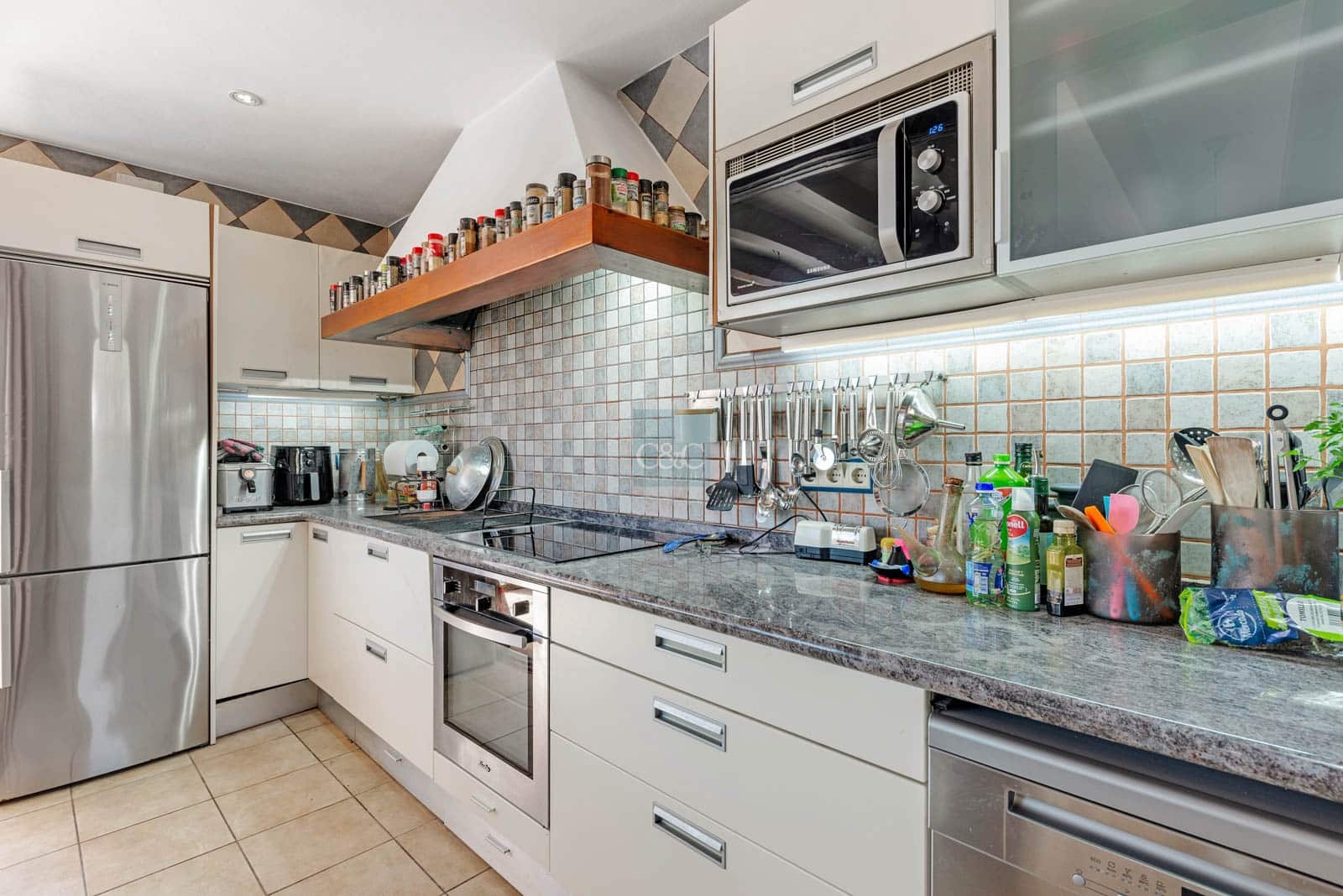 7 bedroom Villa for sale in Moraira with pool garage - € 995,000 (Ref: 7577607)