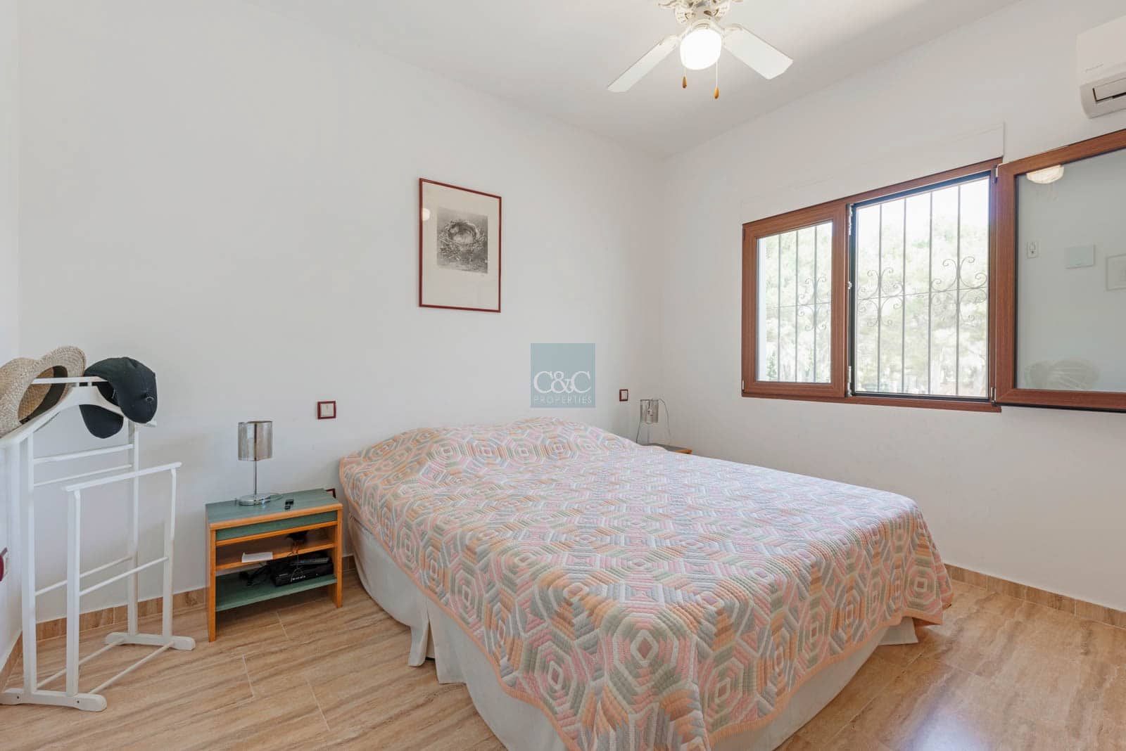 7 bedroom Villa for sale in Moraira with pool garage - € 995,000 (Ref: 7577607)