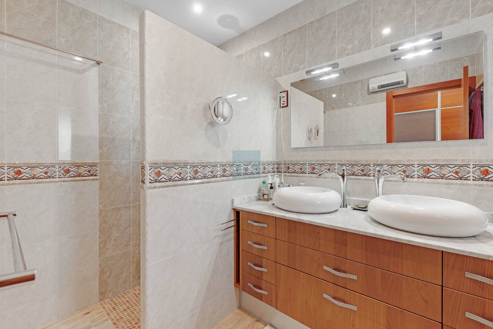 7 bedroom Villa for sale in Moraira with pool garage - € 995,000 (Ref: 7577607)