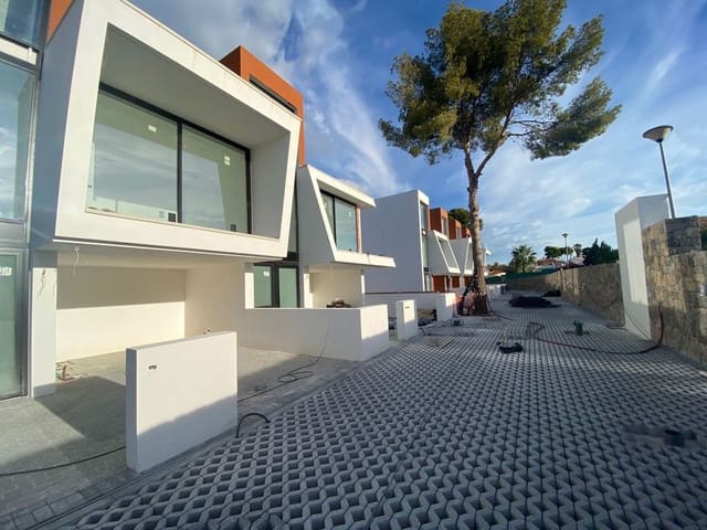 3 bedroom Townhouse for sale in Calpe / Calp with pool garage - € 435,000 (Ref: 7935968)