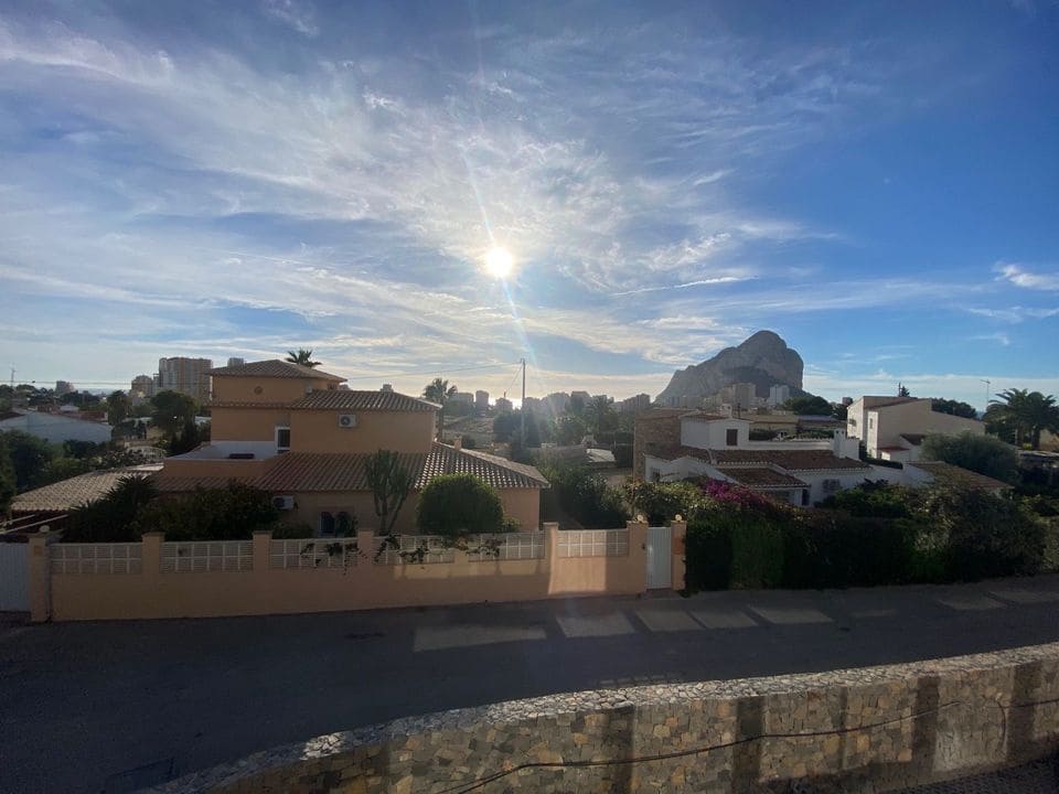 3 soveværelse Byhus til salg i Calpe / Calp med swimmingpool garage - € 435.000 (Ref: 7935968)