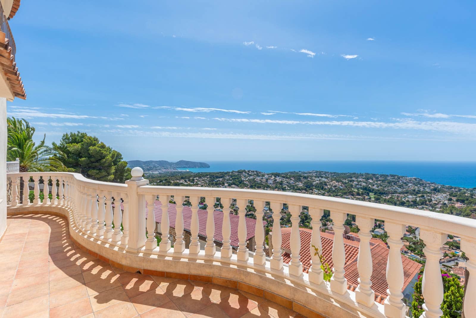 5 sypialnia Willa na sprzedaż w Benissa z basenem garażem - 1 295 000 € (Ref: 8418362)