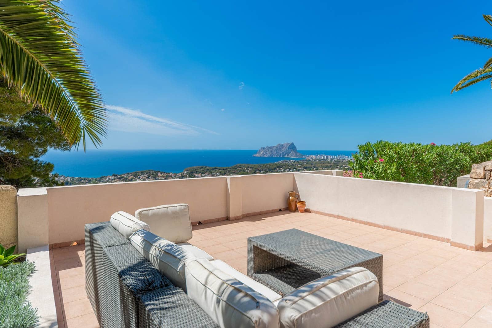 5 sypialnia Willa na sprzedaż w Benissa z basenem garażem - 1 295 000 € (Ref: 8418362)