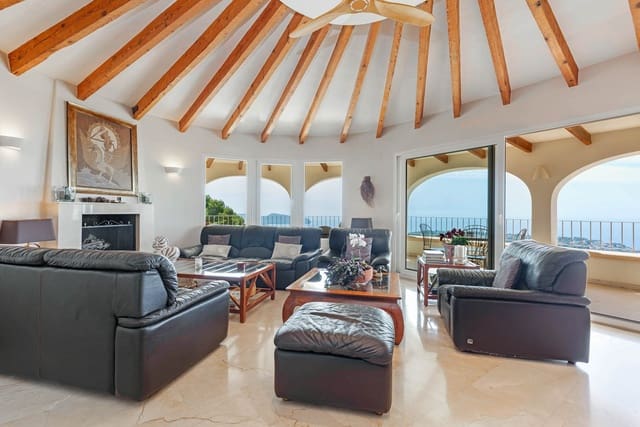 5 sypialnia Willa na sprzedaż w Benissa z basenem garażem - 1 295 000 € (Ref: 8418362)