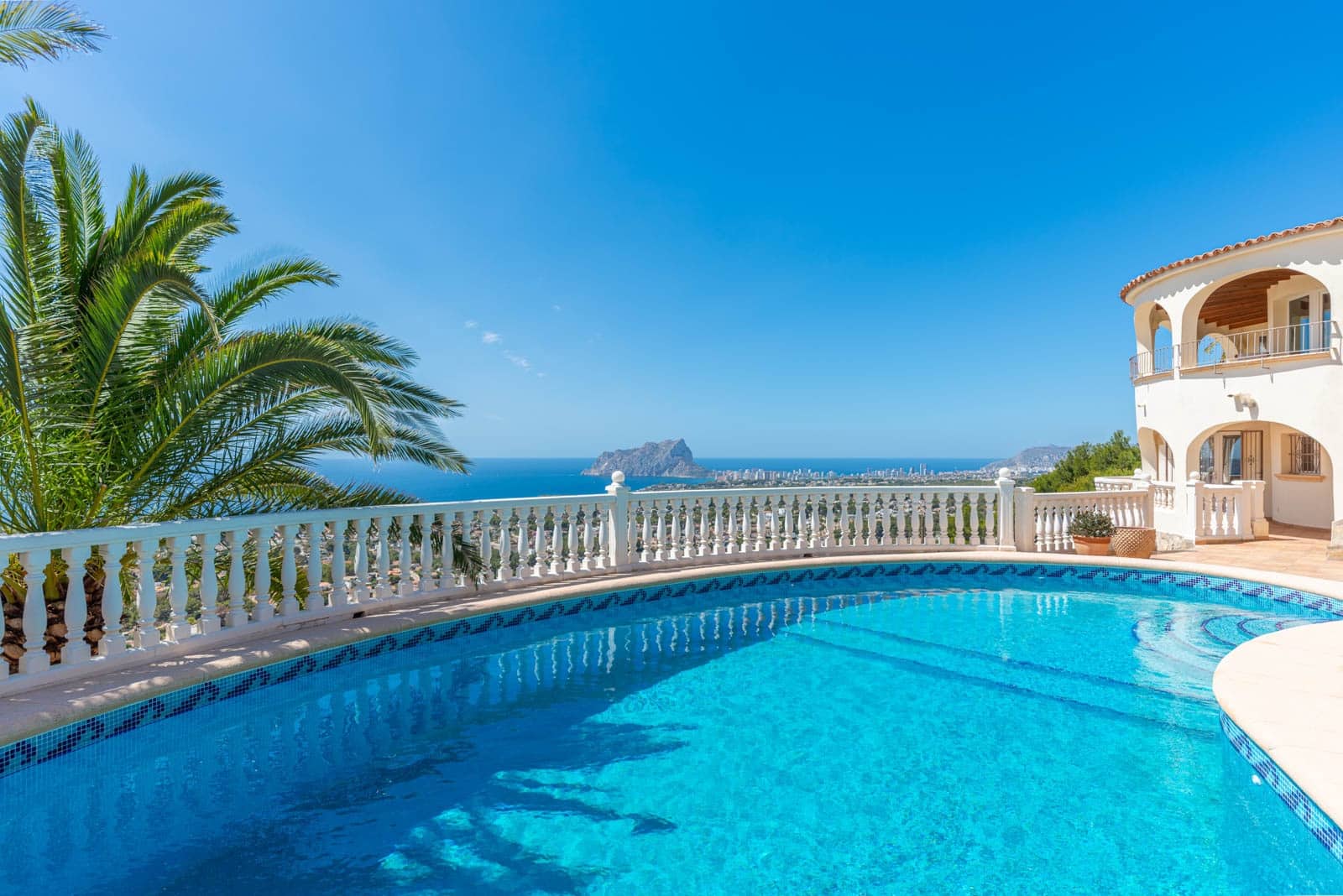 5 sypialnia Willa na sprzedaż w Benissa z basenem garażem - 1 295 000 € (Ref: 8418362)