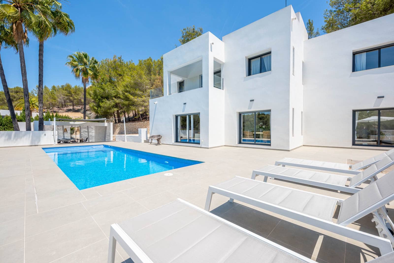 4 bedroom Villa for sale in Moraira with pool garage - € 1,295,000 (Ref: 8418363)