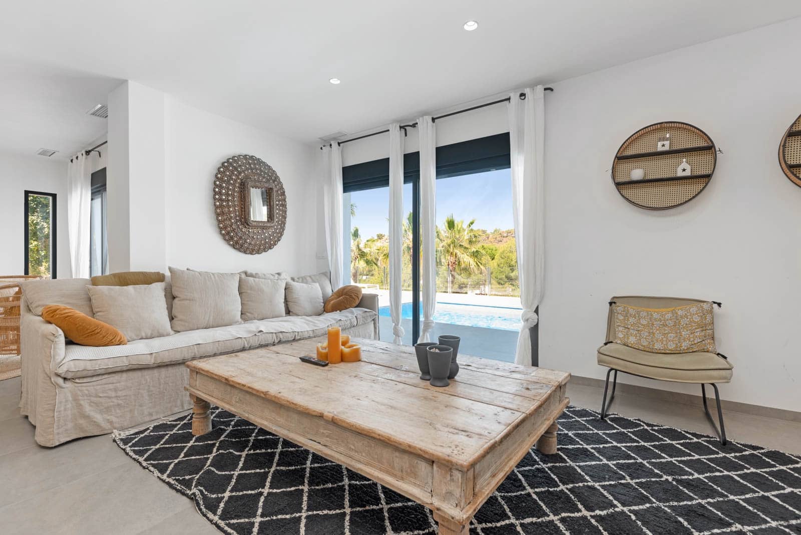 4 bedroom Villa for sale in Moraira with pool garage - € 1,295,000 (Ref: 8418363)