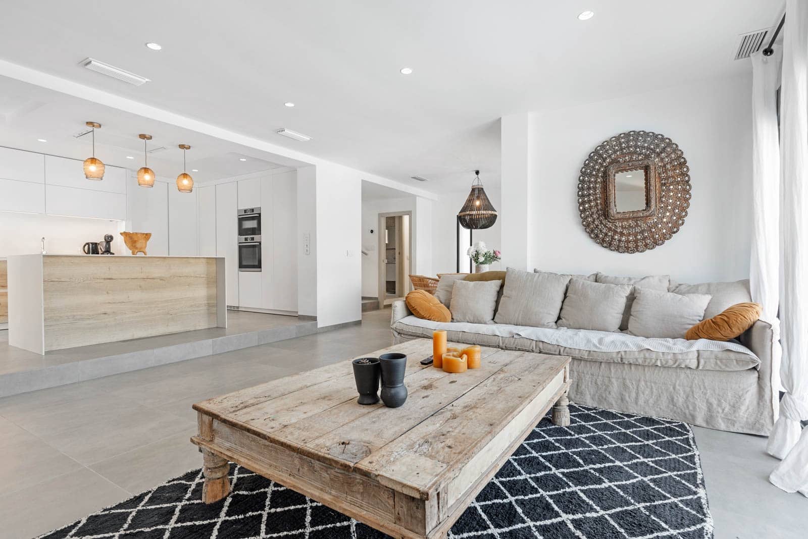 4 bedroom Villa for sale in Moraira with pool garage - € 1,295,000 (Ref: 8418363)