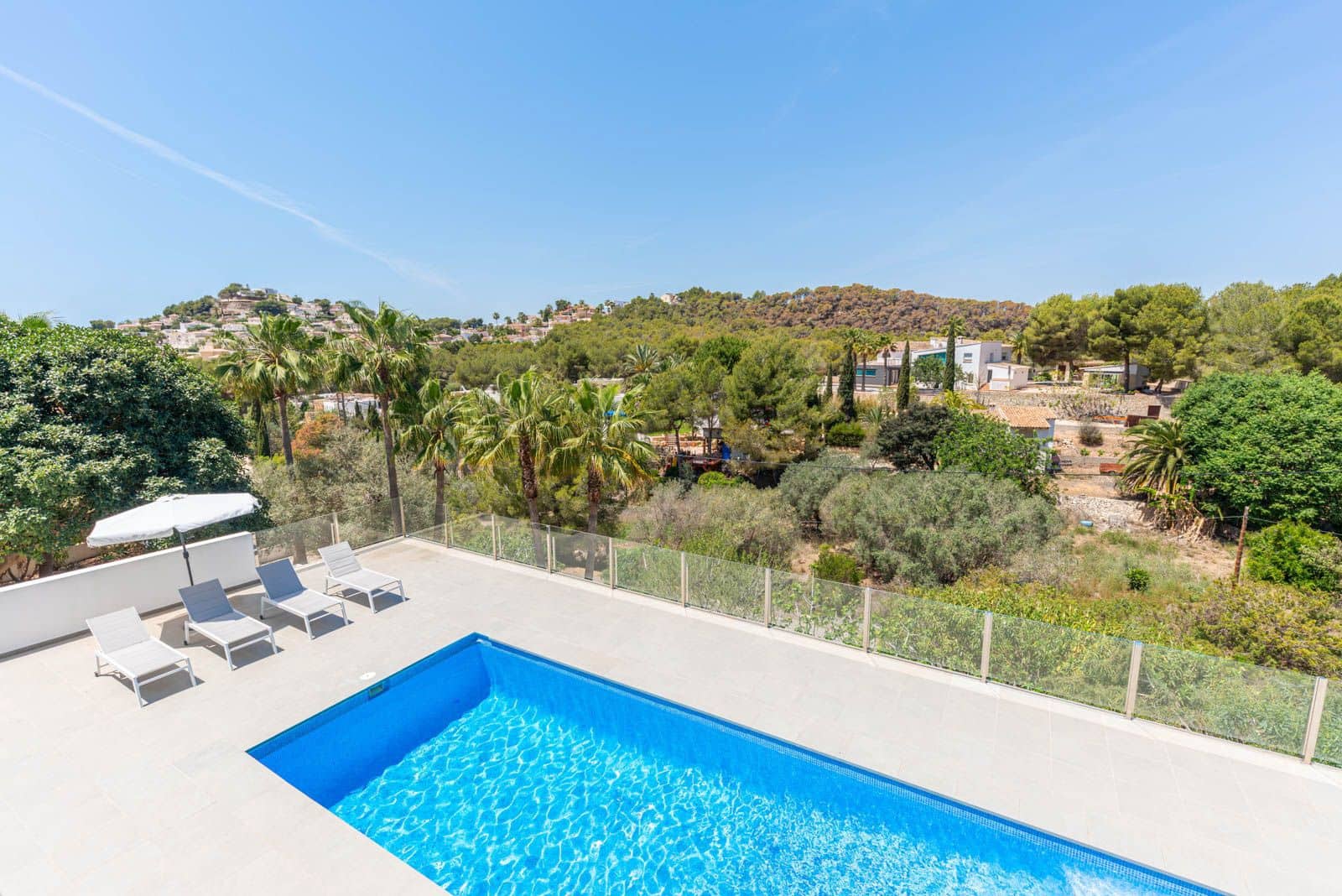 4 bedroom Villa for sale in Moraira with pool garage - € 1,295,000 (Ref: 8418363)