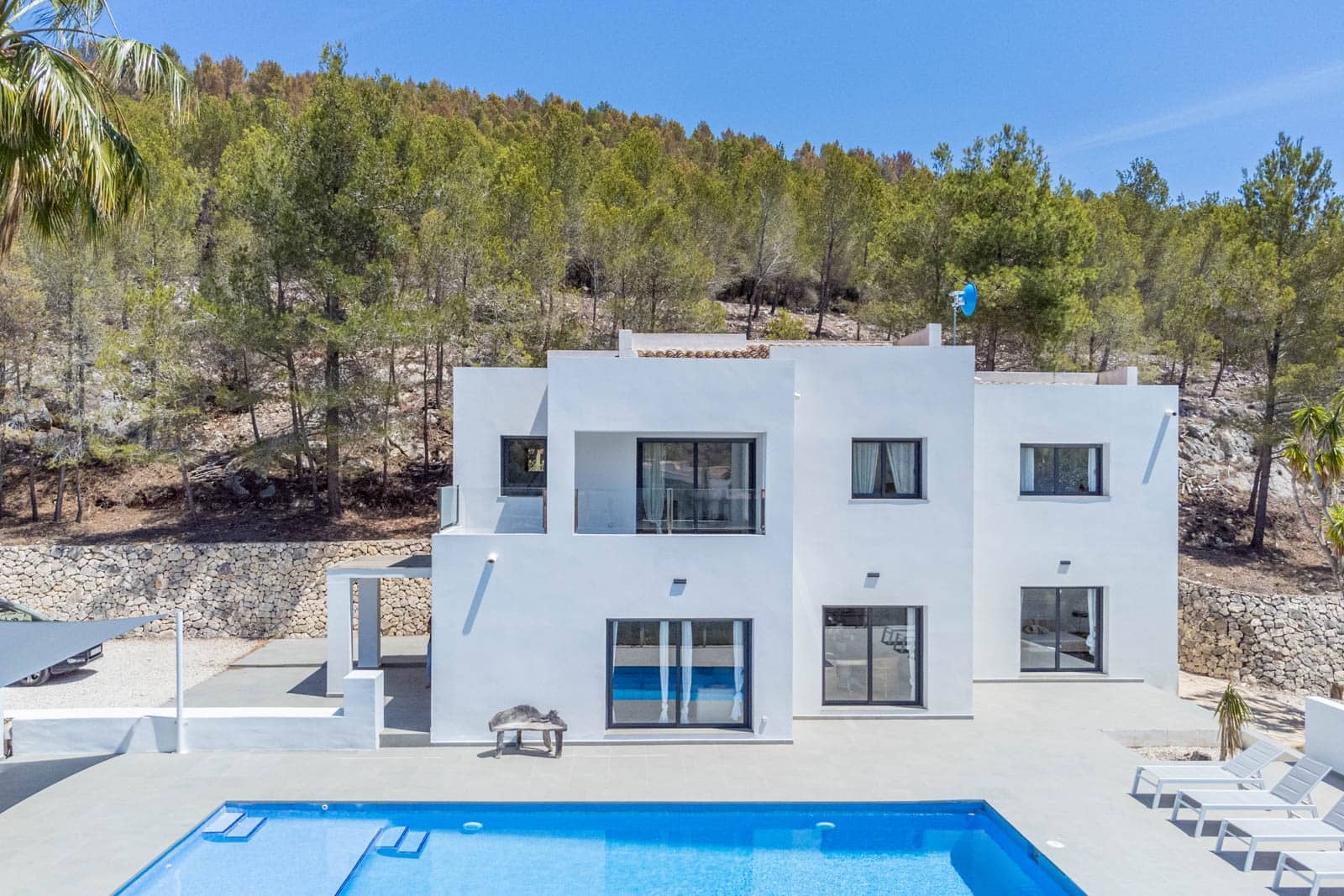 4 bedroom Villa for sale in Moraira with pool garage - € 1,295,000 (Ref: 8418363)