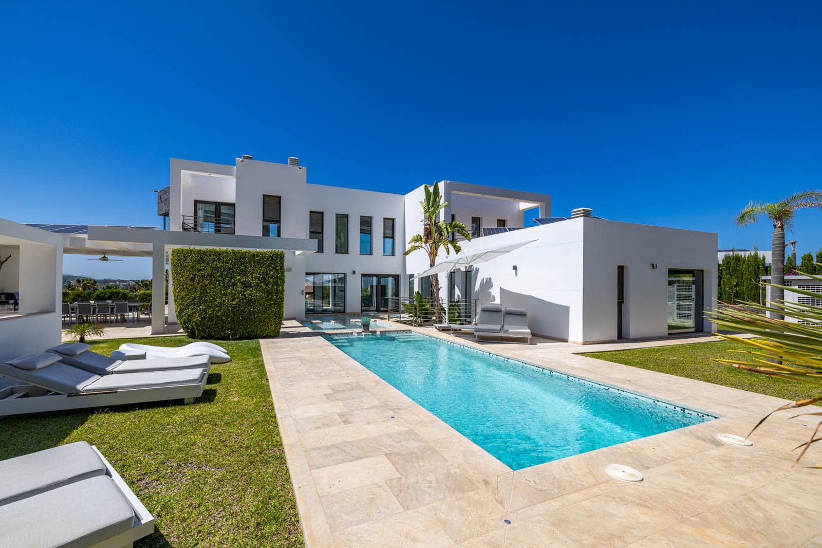 5 bedroom Villa for sale in Javea / Xabia with pool garage - € 2,350,000 (Ref: 8451378)