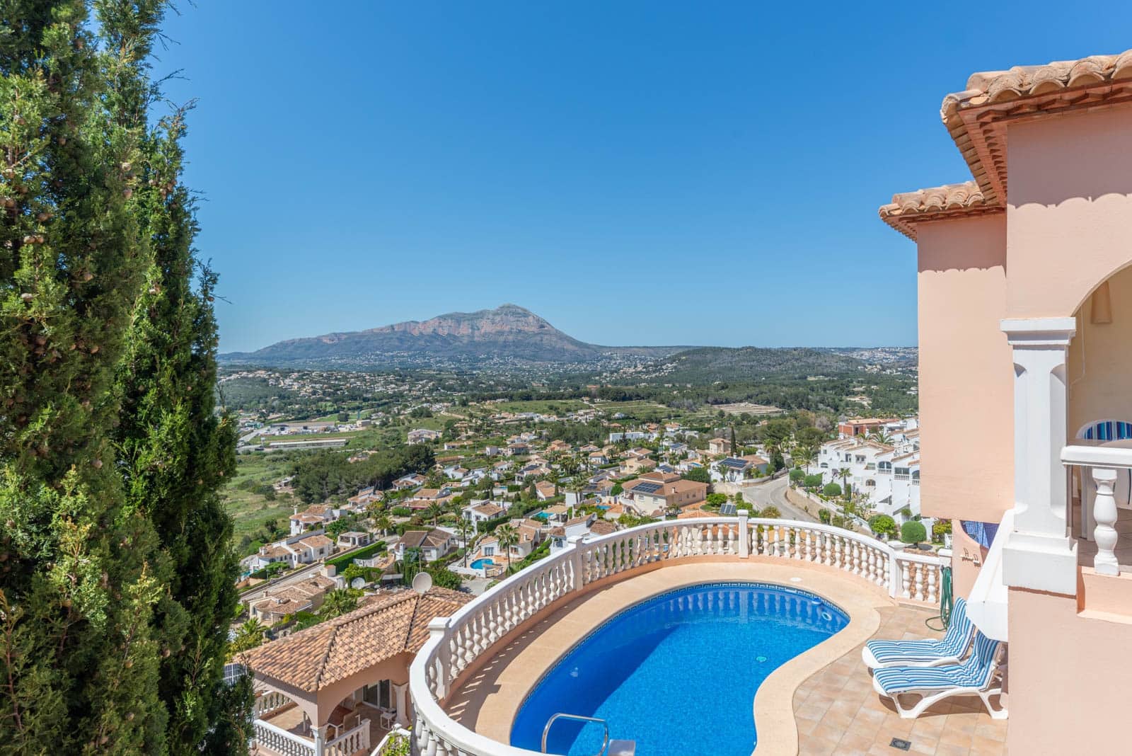 3 bedroom Villa for sale in Benitachell / Benitatxell with pool garage - € 535,000 (Ref: 8952098)