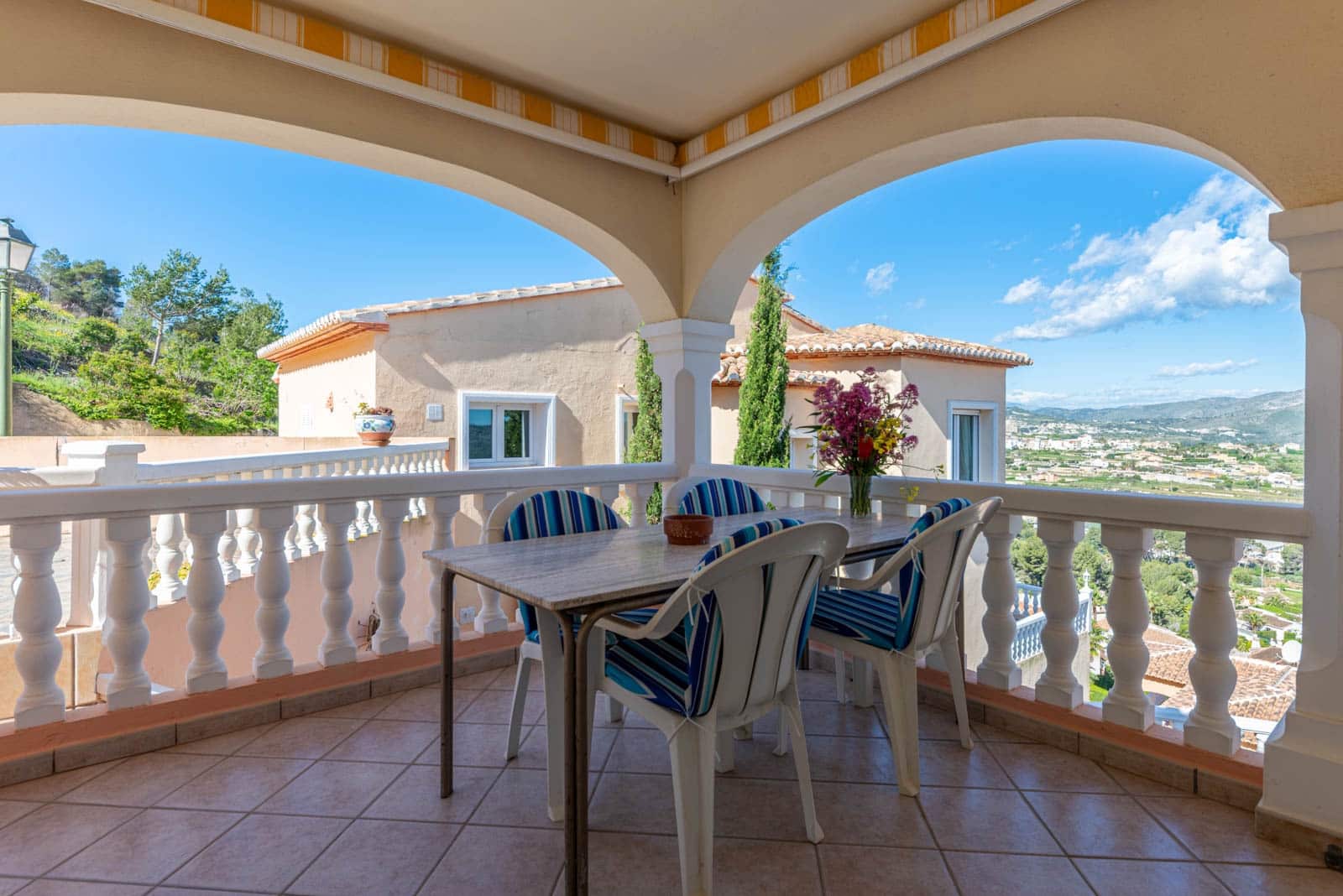 3 bedroom Villa for sale in Benitachell / Benitatxell with pool garage - € 535,000 (Ref: 8952098)