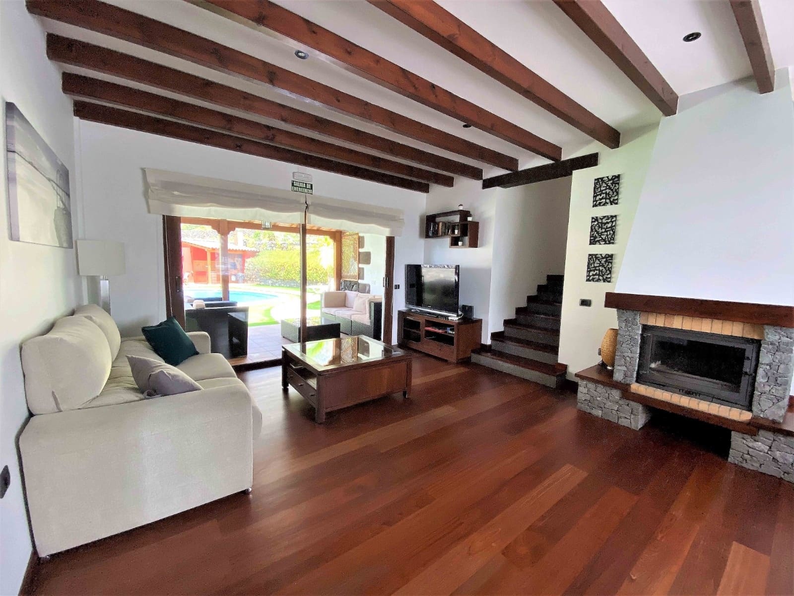 4 bedroom Villa for sale in Frontera with pool - € 850,000 (Ref: 10004675)