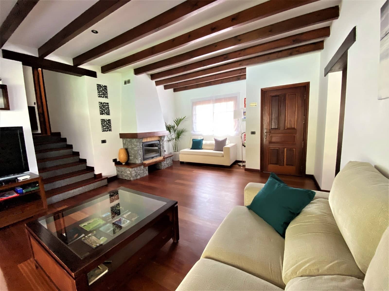 4 bedroom Villa for sale in Frontera with pool - € 850,000 (Ref: 10004675)