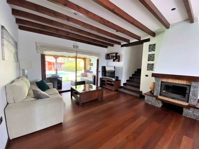 4 bedroom Villa for sale in Frontera with pool - € 850,000 (Ref: 10004675)