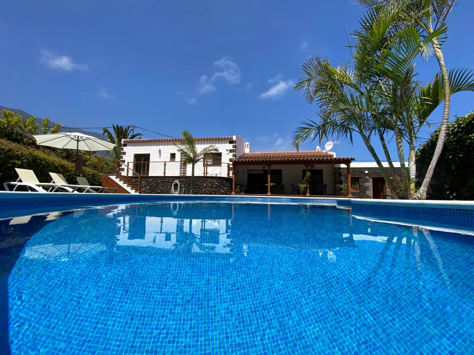 4 bedroom Villa for sale in Frontera with pool - € 850,000 (Ref: 10004675)