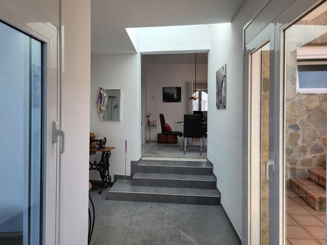 3 slaapkamer Villa te koop in Los Realejos - € 850.000 (Ref: 10048011)
