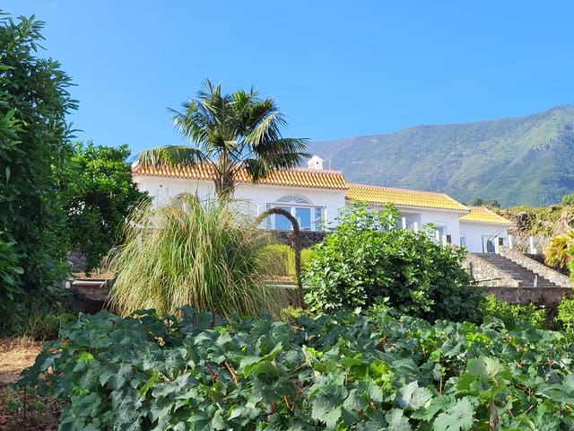 3 slaapkamer Villa te koop in Los Realejos - € 850.000 (Ref: 10048011)
