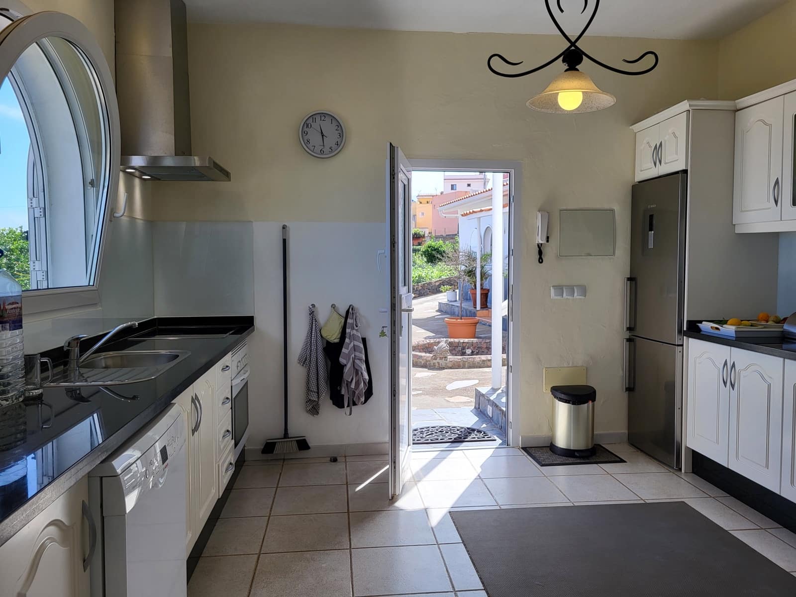 3 slaapkamer Villa te koop in Los Realejos - € 850.000 (Ref: 10048011)