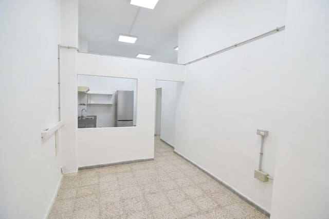 Commercial for rent in La Salud, Santa Cruz de Tenerife - € 500 (Ref: 10163445)