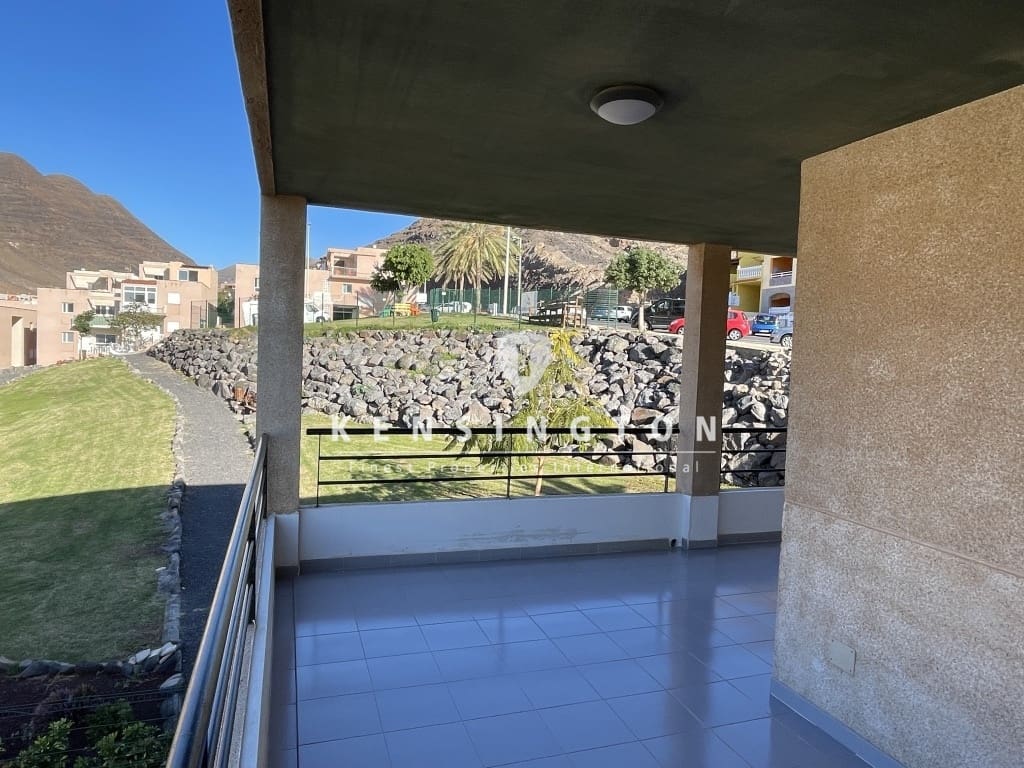4 bedroom Flat for sale in Morro Jable, Pájara € 245,000 (Ref 7582316)