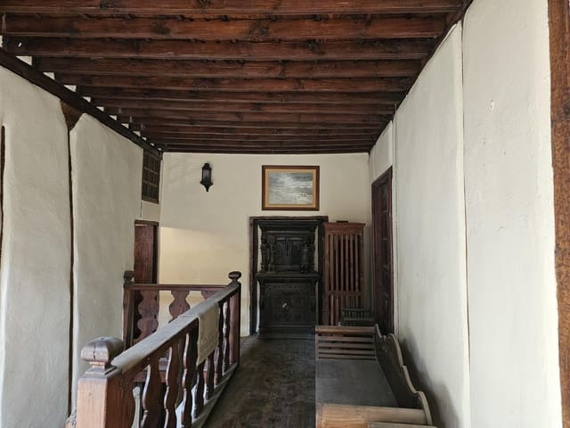 9 soveværelse Villa til salg i Icod de los Vinos - € 650.000 (Ref: 9128918)