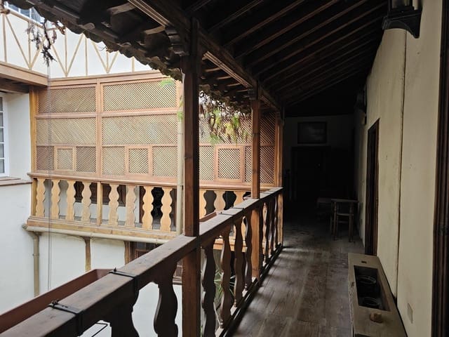 9 sovrum Villa till salu i Icod de los Vinos - 650 000 € (Ref: 9128918)