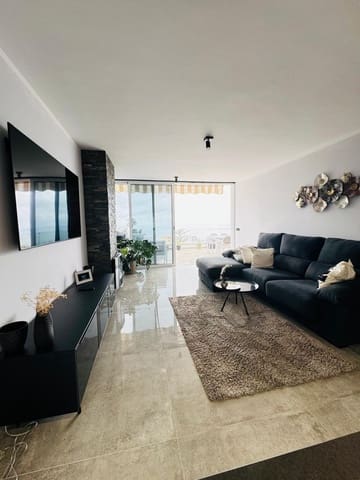 2 soveværelse Lejlighed til leje i La Quinta, Santa Ursula med swimmingpool - € 1.800 (Ref: 9128919)