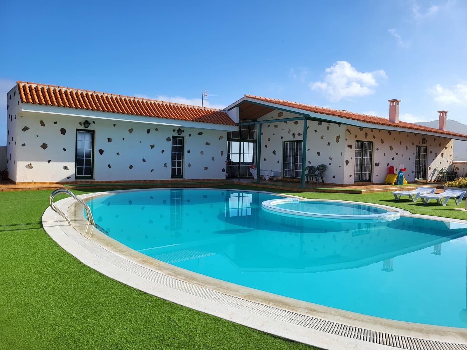 3 soverom Villa til salgs i Tegueste med svømmebasseng - € 4 000 000 (Ref: 9128921)