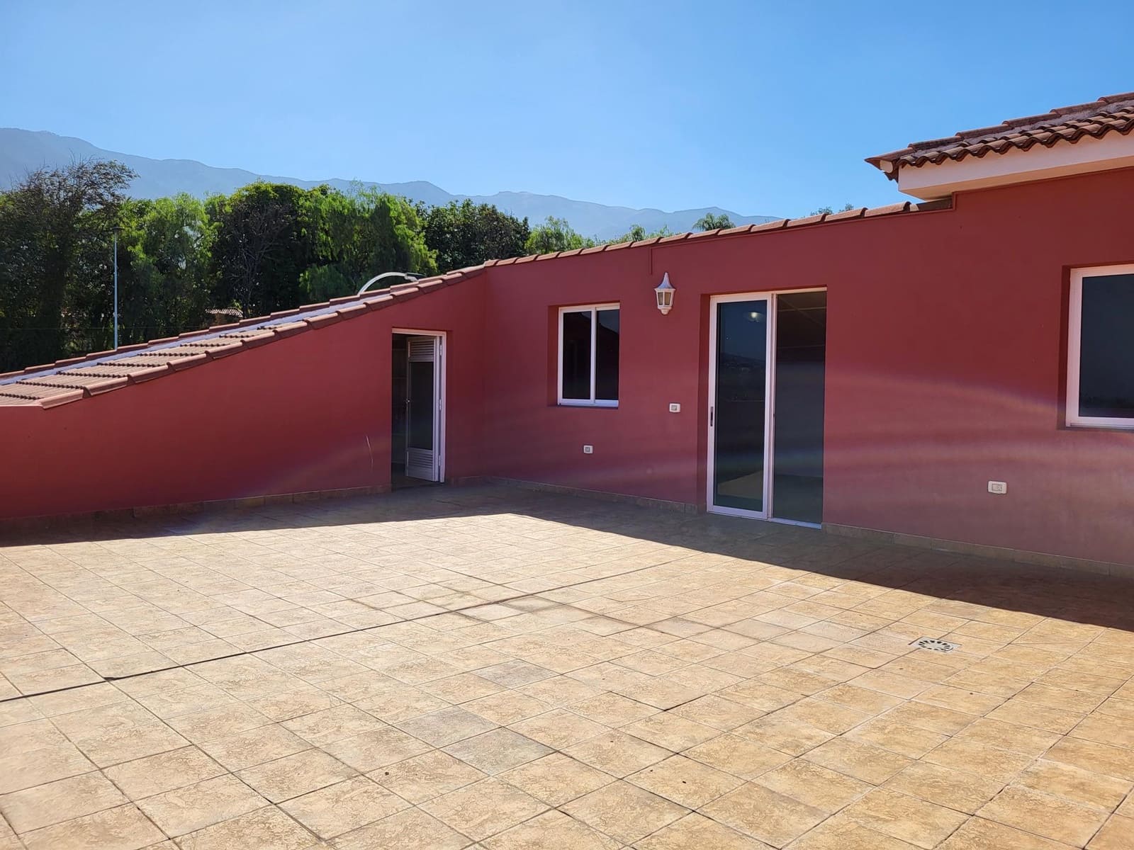 3 soveværelse Lejlighed til salg i Puerto de la Cruz med swimmingpool garage - € 325.000 (Ref: 9128927)